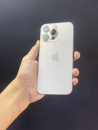 آيفون ١٦ برو ماكس • ٢٥٦ • بطارية ٩٥٪
