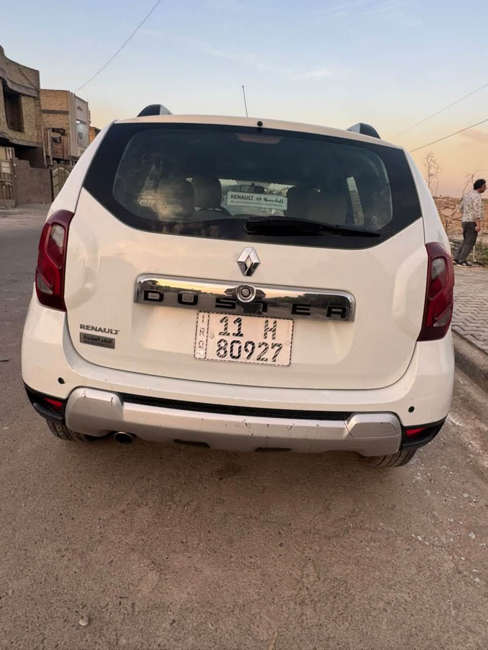 السلام عليكم رينو داستر ٢٠١٨ اوتماتيك محرك ٢٠٠٠ رقم بغداد انكليزي سنوية جديدة بأسمي تحويل ثاني يوم السيارة بدون حادث مكفولة من الصبغ بيها تكحيل قليل وكير ومحرك مكفولات وجدد تبريد شغال وثلج تخم تاير جديد رايدها ب ٦٩ واي استفسار الاتصال عالرقم *********** العنوان بغداد حي اور
