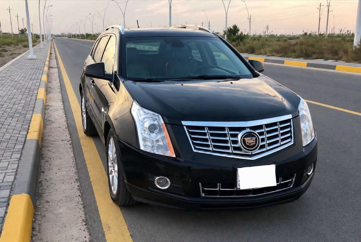 كاديلاك SRX4 • ٢٠١٣ • ١١١ الف