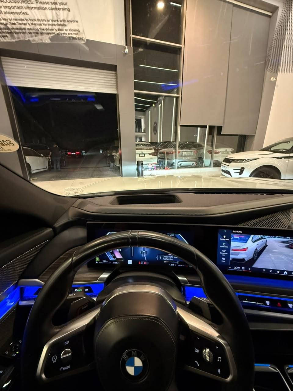 BMW 740i M PACKAGE 2023
Engine: V6 3.0 Turbo 🚀 
ژمارە هەولێر جاهیز 
30 هزار روشتووە 
بێ دەعم,, بێ بویاغ 💎 
دوو پارچە کلێری ئەمریکایە 
بێ ناوگرتن 
بێ ئێرباک 
پێش و پشت کەپس 💯 
وارد ئەمریکی 🇺🇸 
داخل قهوای بیلادی 🤎
سەقف لید,, داتاشوو ,, بانوراما,, شەغال,, 360دەرجە رادار , کامیرە , حساس .... 
نرخ 660 وەرقە و مجال 
📍شوێن هەولێر 
~~~~~~~~~~~
***********
***********
~~~~~~~~~~~
BMW 740i M PACKAGE 2023
Engine: V6 3.0 Turbo 🚀 
رقم اربیل جاهز 
ماشي 30 الف
بدون حادث,, بدون صبغ 💎 
بیها قطعتین کلیر امریکا 
بدون داخل 
بدون ایرباک 
بجم خلف کبس 🔥 
وارد امریکي 🇺🇸 
داخل قهواي بلادي 🤎 
سقف لید , داتاشو, بانوراما, شغال, 360 دەرجە رادار , حساس, کامیرة ....
سعر 660 ورقة بي مجال 
📍مکان سیارة اربیل أربيل, العراق
