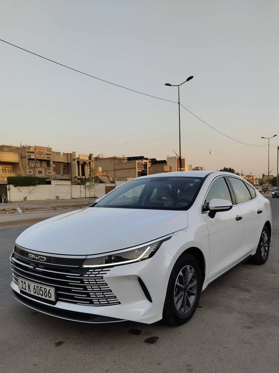 سلام عليكم 
بي واي دي دستروير 2025 
زيرو مكفوله كفاله عامه من الشخط والضربه والبارد والصبغ والسونار موجود سياره بعدها بريحة الشركه(ماشيه 9 الاف الكلي) 6 الاف ع البطاريه و 3 الاف على المحرك 
محرك 1500 بلكن هايبرد
كارت وبصمه وارضيات اصليه وشاحن اصلي غراضها كلها كامله
تبريد قطعتين 
كشنات جلد رياضي
3 وضعيات قياده سبورت نورمال ايكو
ستيرن وضعيتين سبورت ونورمال
بريك وضعيتين سبورت ونورمال
لايت led
كشافات نهاريه
فول تحكم بالشاشه 
اوتو هولد 
وبعد المواصفات المعروفه
السعر/20200 وبيها مجال 
المكان/بغداد السيديه تقاطع درويش 
***********
