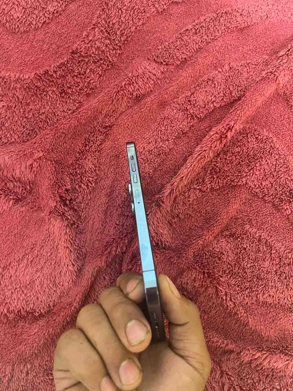 سلام عليكم ايفون ١٣برو ماكس ذاكره ٢٥٦بطاريته ٨٣ تلفون مكفول كلههه من بدايه لنهايه بس شاشه مبدله بس باقي كله بدايه وبي هاي صوره الاماميه هوه يجيب ٥٥٠او ٥٠٠اريد اراوسه ب دراجه ماكس عدله ريدها نضيفه وانطي فرق فوك تلفون راسلوني عل خاص او وتساب بس كون من بغداد ***********
