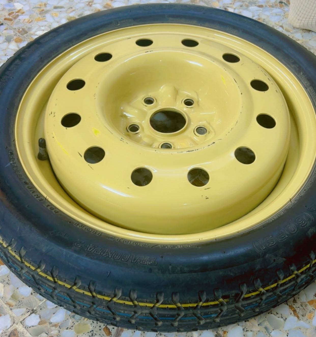 السلام عليكم  سبير  طوارئ جديد سعر ٦٠ وبي مجال 
العنوان البياع ***********
