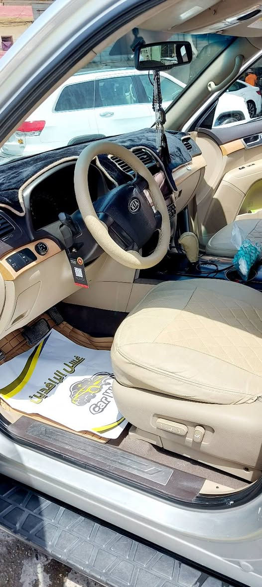 اعادة نشر بسبب الوعود من البعض ومايجي يعني يا اخي اذا انته ماتشتري ليش تخابر وتخلي صاحب السيارة ينتظرك اخوان الي مو شراي لايكسر بحلال غيرة والسوك كلشي بي    

كيا مهافي موديل 2009 كوري وارد خليجي 
٦ سلندر ٣٨٠٠ رقم بغداد الالماني مشروع وطني بأسمي السيارة مكاني بغداد مكفوله من الصبغ والمعجون  الكير نظيف وما مفتوح  محرك نشط لاتبخير ولانفخ  ونشط ماشاءالله  فقط مفتوح فقط مبدل واشر قبق ولفات الون رصاصي سلفر سيارة مابيها اي حادث لا ضربة ولا صبغ سيارة نشطة تبريد تدفئه سيارة مدامه من نوزلات وبلكات منظومه تبريدها كله جديد تايرات سحبها خير من الله  السعر ١٢٠ وبيها مجال للشراي انشاءالله  ما اختلف ويا 
مكاني بغداد    رقم الهاتف ***********
