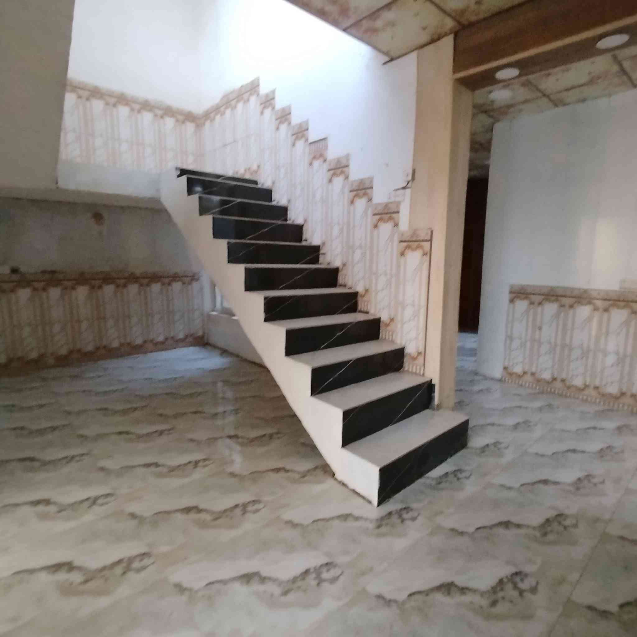 الطهمازية • ٣٠٠م • ٣غرف