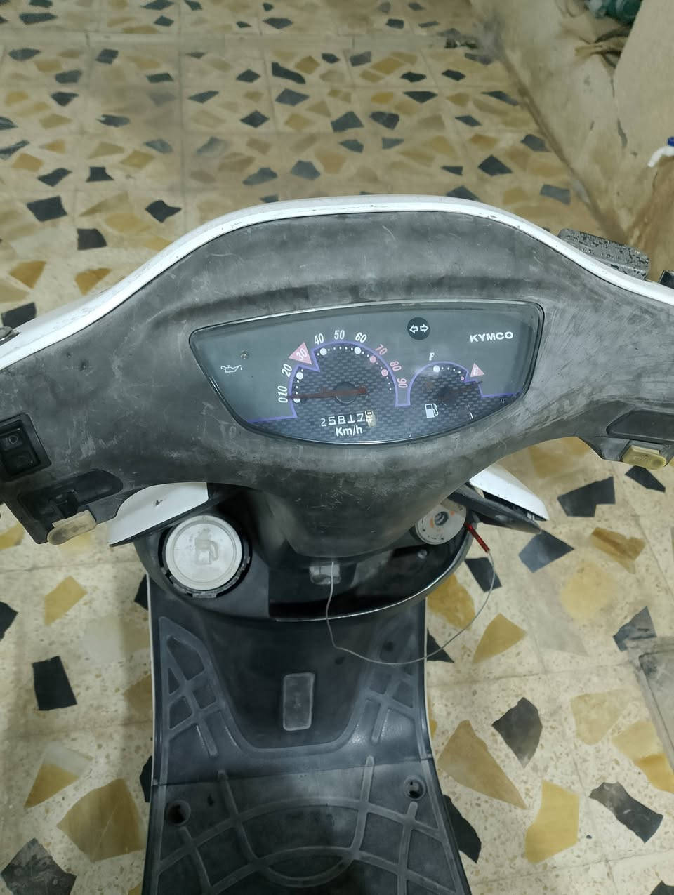 السلام عليكم دراجه kYMCO للبيع دراجه متروكه ويرادلهاا مكينه يعني ابيعلك كوم حديد رايده ب 150وبيهاا مجال عنواني دور النفط مو شراي لا تعبني فدوه ل كلبك  
ما متواجد خاص رقمي ***********

