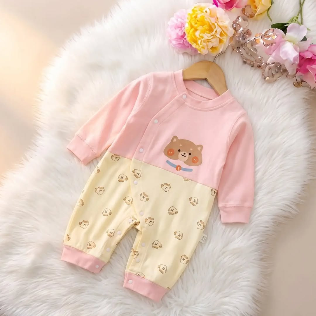 احلى الماركات واحلى الموديلات من mila fashion 😍👍🏻
السعر 5 الف 

 القياسات اشهر الى سنه 

الخامه درجى أولى 

الصوره مطابقه للموديل 
للحجز او الاستفسار مراسلتنا دايركت 📩 

او اتصال ‭***********‬☎️

 متوفر واتساب 

العنوان/ ميسان:حي المعلمين الجديد -  شارع المركز الصحي

خدمة توصيل داخل  ميسان
