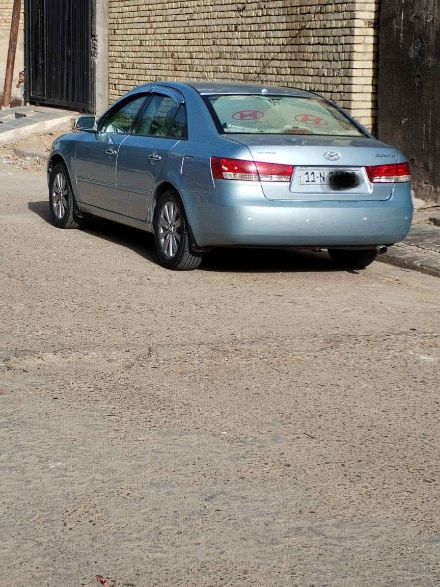 سوناتا موديل 2008 امريكي 
مكينة 2400 دوش 
رقم بغداد 
مكان السيارة 
ميسان عمارة 
شارع المركز قرب صيدلية الرتاج 
ه‍ ***********
