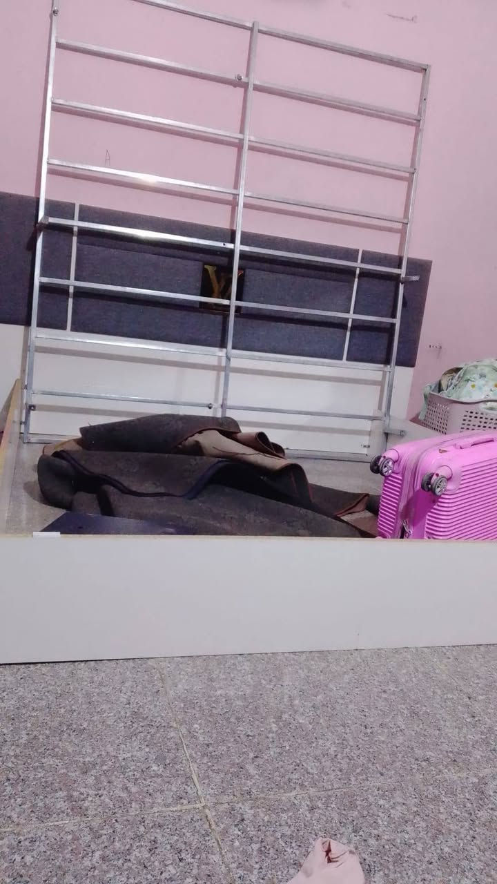 سلام عليكم غرفه تركيه ضرر بيه فطر بل كاعده مال كنتور 
ستعمال شهر 
نضيفه حيل سعره 275 مكني بغداد البياع ***********
