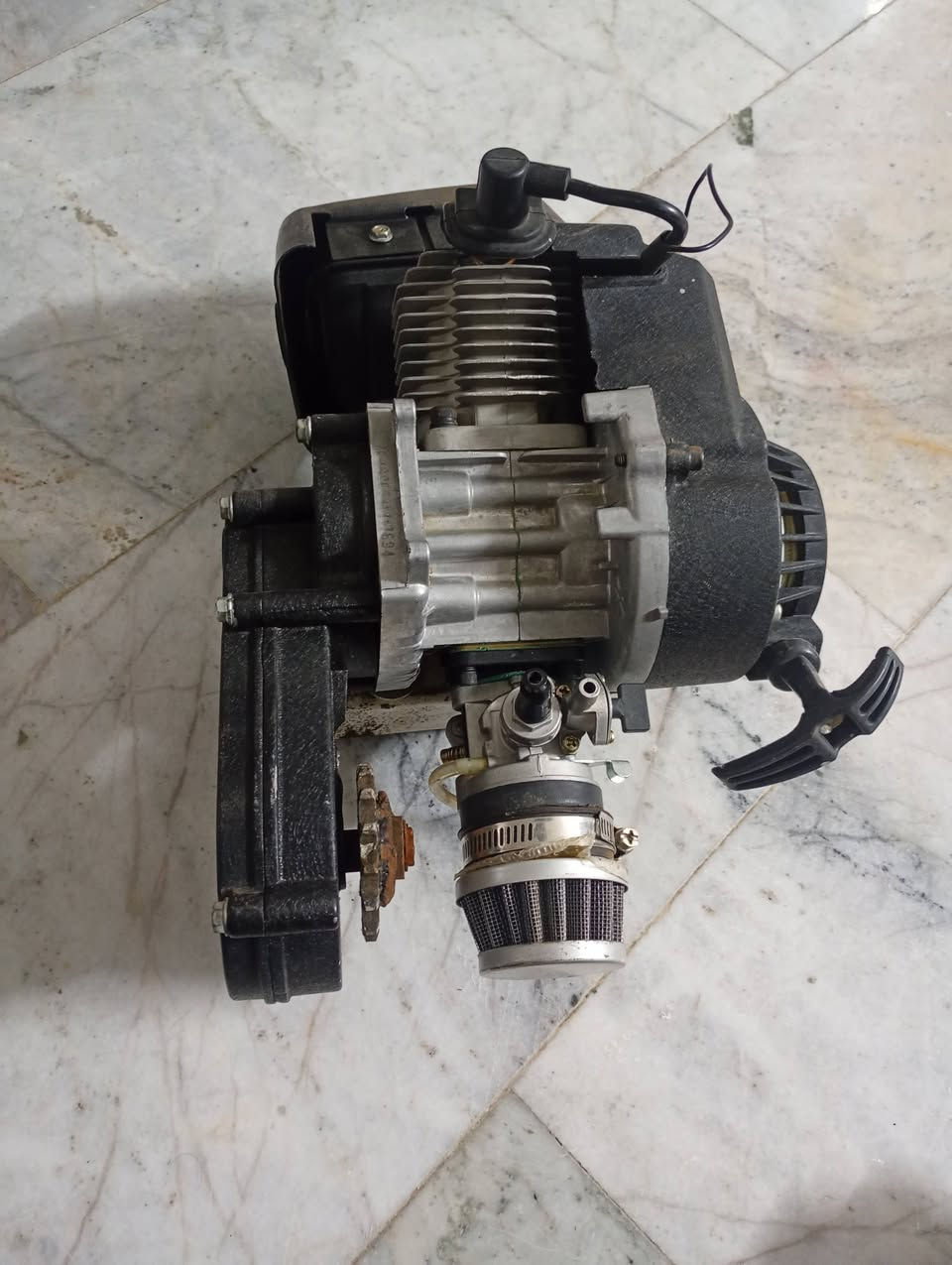 مكينه جديده غير مستعمله باله اوربي 50 cc  تصير للدراجات او هواي امور .مكان كربلاء سعر 80 الف . 
***********
