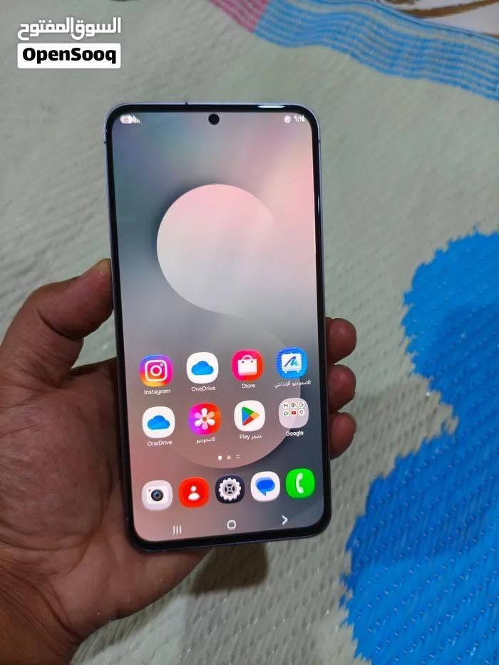 سامسونك s25 FE ذاكره  256 نضافه 100 جهاز فقط بدون ملحقات للبيع او مراوس سعر 625 مجال حك جيه  مكاني بصره توصيل متوفر ***********

