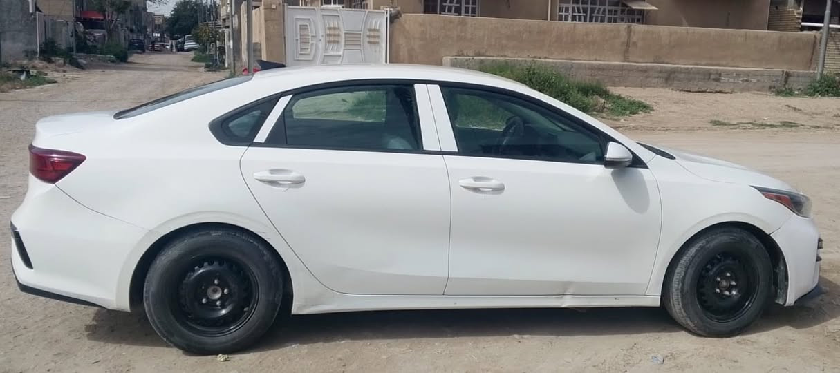🚘 للبيع فورتي 2019
📍 بغداد – الدورة
• رقم أربيل وباسمي
• هزّة وسنوية مجددة
• تجديد لوحات
• كير AT
• السعر: 115 ورقة 
📞 اتصال: ***********
💬 واتساب: ***********
