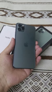 ايفون ١١ برو ماكس • ٢٥٦ • بطاريه ٧٤