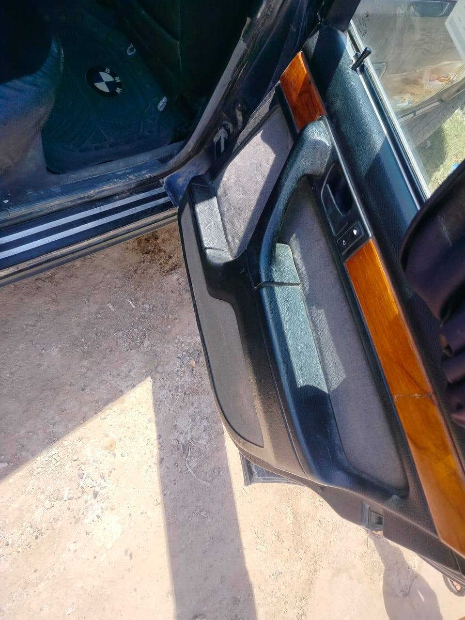 السلام عليكم
بيئم 730
كير محرك مكفول 
تبريد ثلج
سياره نضيفه وجاهزه 
اي نقص مابيه 
غرفه جديده 
رقم جديد 
كهربائيات كله بلاد 
السعر 35وبيه مجال
الاستفسار عل ***********بي وتساب
العنوان بغداد ابو غريب

