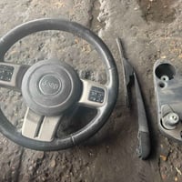 قطع غيار • جيب لاريدو • دودج دورنكو