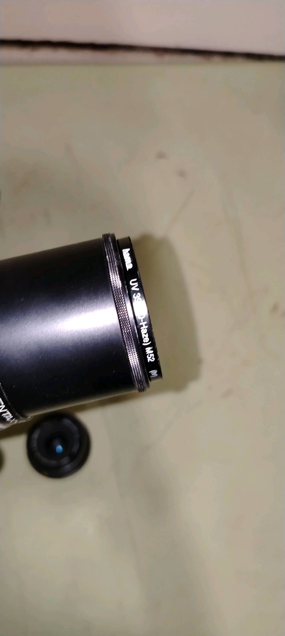 عدسات كاميرا العدد 2 وحقيبة عدسات السعر 300 ألف وبيه مجال
عدسة الكاميرا الصغيره نوعها SMC Pentax-M 28mm f/2.8
والعدسة الطويله اسمها SMC Pentax-M 200mm f