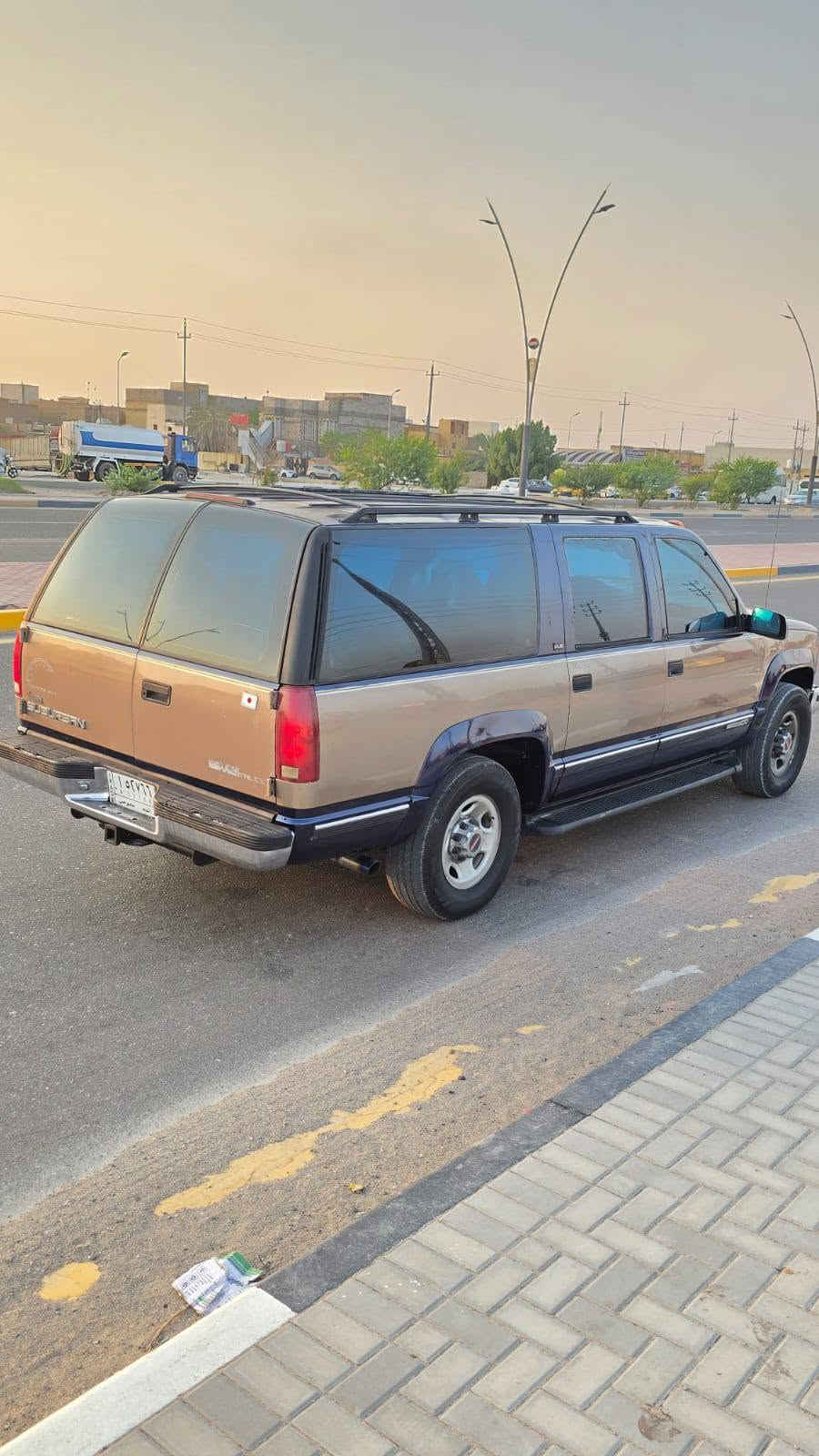 سلام عليكم بهبهان مديل,96مكفول مكينه 350  وكيرالف  وحداته وتبريد ثلج سياره كهربايات كله شغاله تخم تاير جديد مكفوله من ضربه والتحويل ثاني يووم سنويه ل28تنتهي سعره 53مكانه بصره الهاتف***********
