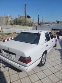 مرسيدس • ١٩٨٧ • رقم انكليزي