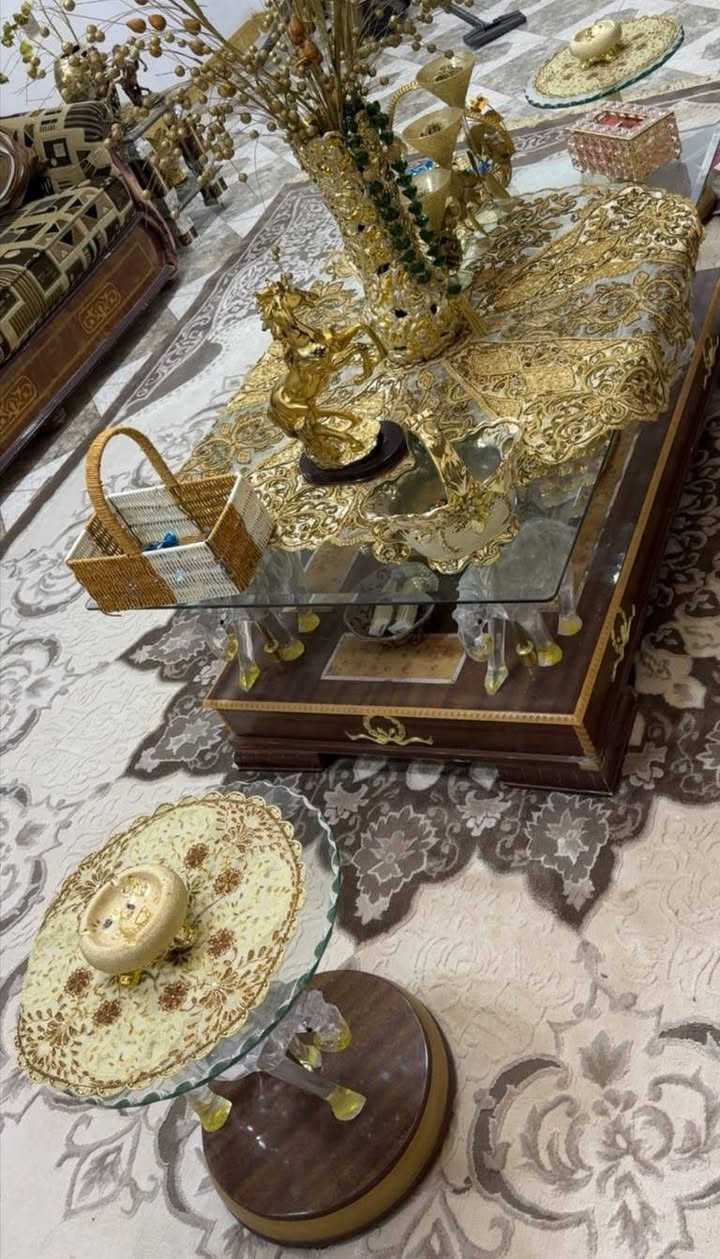 قنفات وطبلات للبيع وبسعر مناسب الي يريدها يتصل ع هذا الرقم
***********
