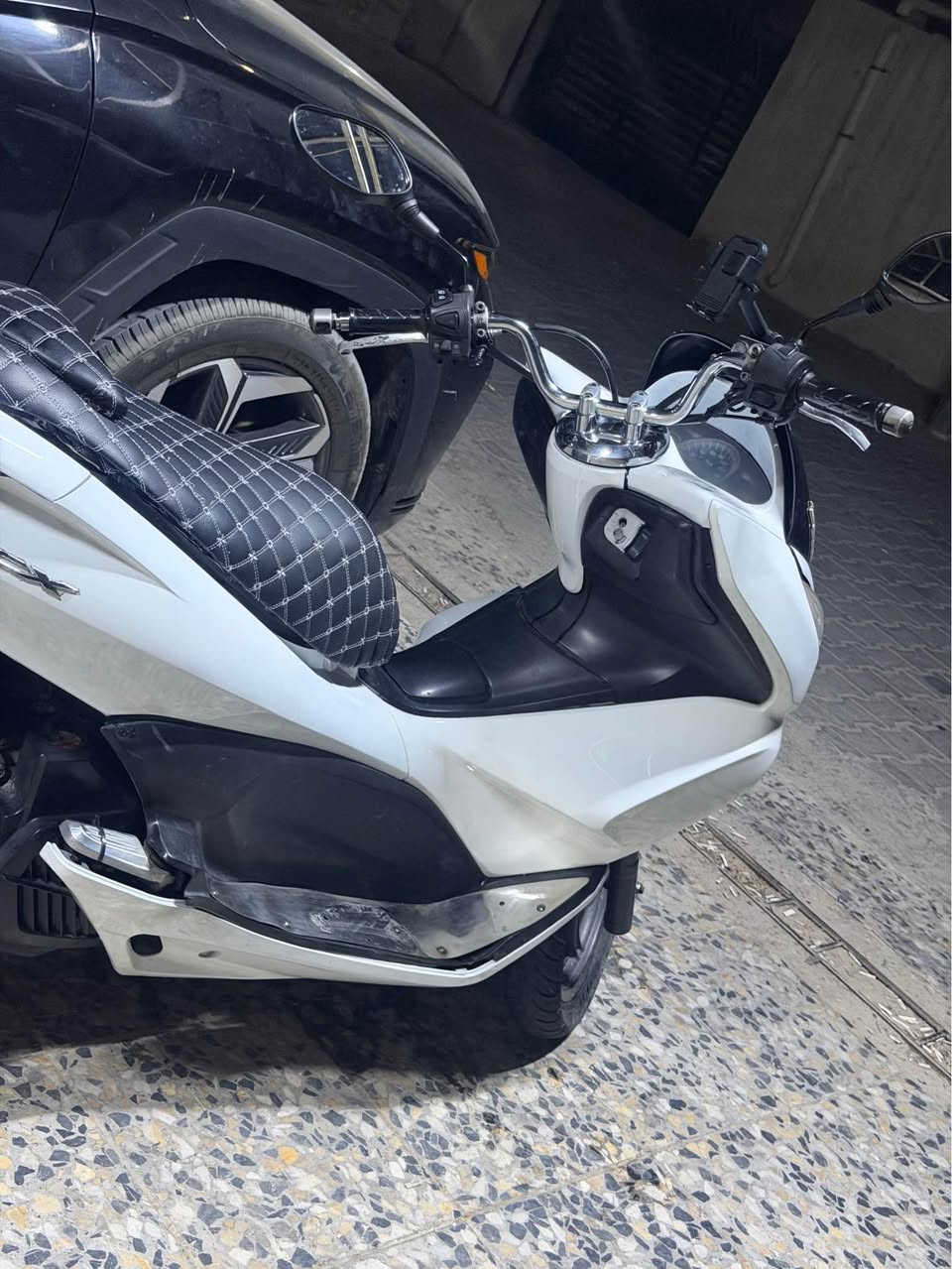 دراجة بي سي اكس جيل اول مكفولة مكينه كفرات لا تبخير ولا اتنقص دهن دراجه ممفتوحه تاخذها من الباب عنوان اعظميه السعر 1350وبيها مجال بسيط رقم *********** بغداد, العراق

