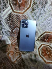 ايفون 12 برو ماكس • ١٢٨ • بطاريه ٧٥%
