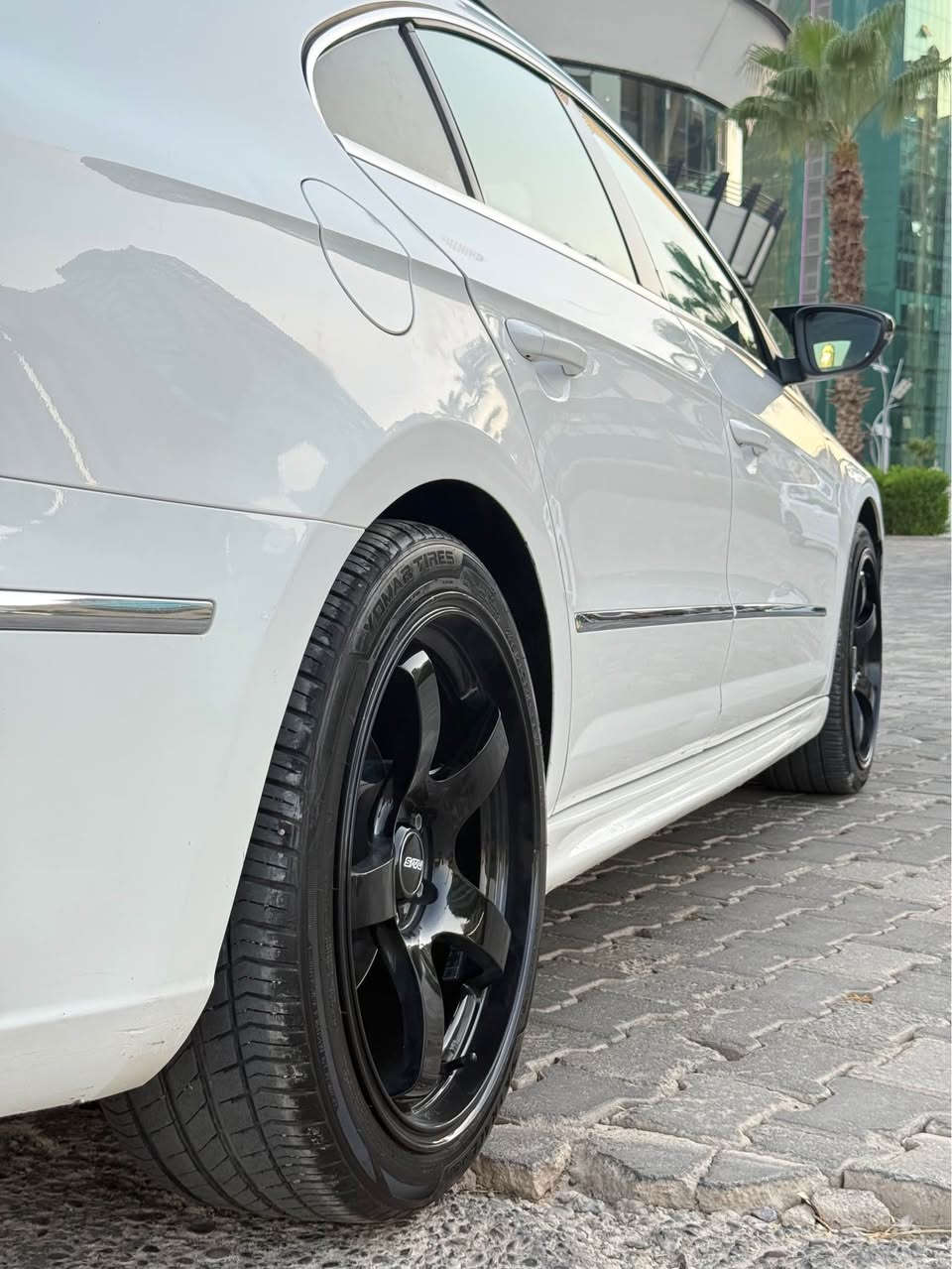 ***********

(نرخی ٨٩ وەرەقە) 

PASSAT CC 2013 R line کلین 

شکل نوێی خەلیجە کلین بێ سبوخ 
 
١١٧ هەزار کیلۆمەتر رۆیشتووە 

R line قەپات مواسەفات

مەکینە ٢.٠ تۆڕبۆی ٤ پستۆنە بە شەرت نەکراوەتەوە 

٦ گێڕی تۆماتیکە 

سەیارەکە کلینە دەحامی لۆ دەحامی بەشەرت 
بێ سبوخ بێ دەحمە  
ئێڕباگی نەتەقیوە بە شەرت هەمووی 

گێر و مەکینە و تەبرید بەشەرتە

ڕەقەم و ژینگەی نوێیە تا ٢٠٣١ 
بە ناوی خۆمە 
کۆبۆنی بەنزینی کەرکوکی لەگەڵە

٤ تایە و ویلی نوێی  قیاس ١٩ سپورتی لە سەرە تازە کرومە بە ٧٠٠$

‎مواسەفات R line قەپات //-
‎١- ناو زەردە ٢- ٤ گێر ؛ حادی ؛ تۆماتیک ؛ سپۆرت  ٣- پانۆڕامایە ٤- هەموو گیانی حەساسە ٥- گێچ ئەلیک ترۆنی ٧- کوشین مەساج ٨- بیلاد پەردە ٩- برێک بەسمە ١٠- ئۆتو هۆلد ١١- تەحدد سورحە ١٢- کوشین کارەبایی ١٣- ٦ سەماحە ١٤- ڤۆلیۆم ١٥- تەبرید مەرکەزی ١٦-زۆر مواسەفاتی تر

سەیارەکە ماڵی دۆستە یەک دینار مەسروفی تێدا نیە وەک شەریکە ماوەتەوە 

نرخی ٨٩ وەرەقە
  
سەیارەکە لە هەولێرە 

*********** واتس ئاپی لەسەرە أربيل, العراق

