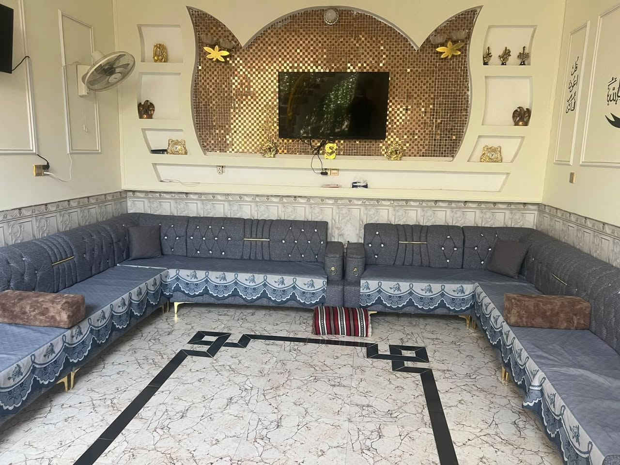 حي العباس • بيت وقطعة • ٢٥٠م