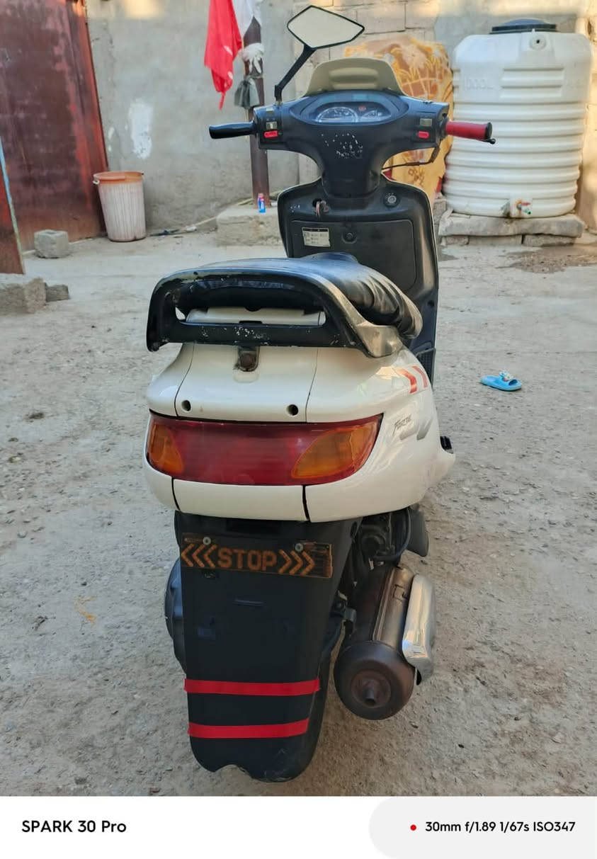 دراجه فراشه كفاله عامه مكينه خرسه وبرغي ما مفتوح بيهه كفاله وختم نكره سلف اي وقت شرط ما تنسمع سعره 650  مجال بسيط شراي اهلا وسهلا *********** البصره كرمه علي
