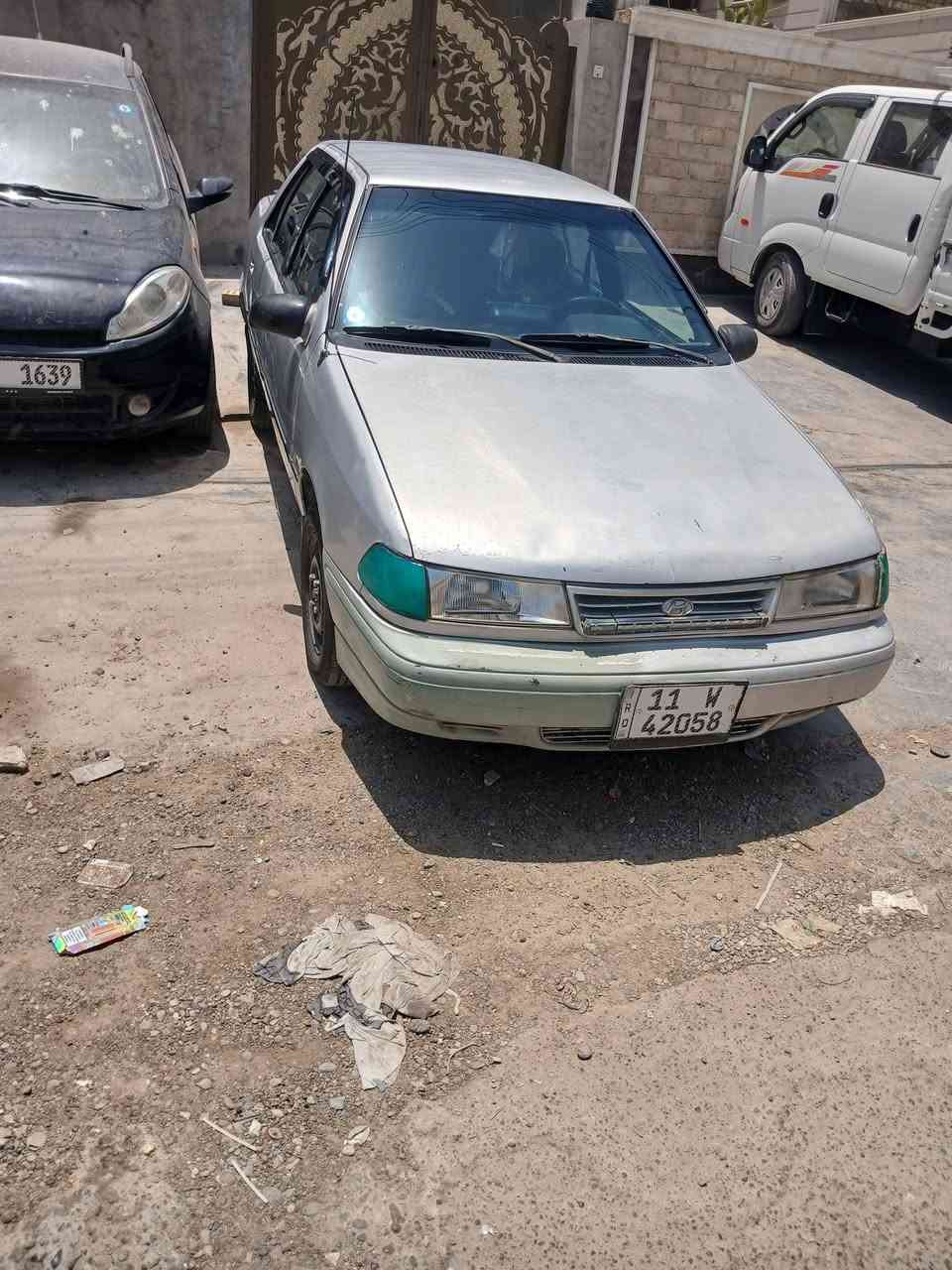هونداي اكسل للبيع موديل 94سنويه جديده وبسمي كيرعادي تبريد شغال شواصي جدد السعر25مكان بغداد الامين رقم التليفون ***********
