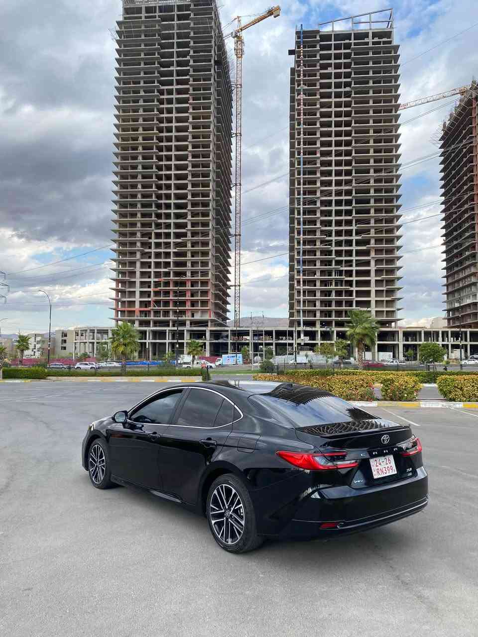 Toyota Camry XLE Hybrid 2025

تويوتا كامري XLE هايبرد 2025
محرك 2.5L 4 سلندر Hybrid
قوة محرك البنزين 184 حصان
نظام هايبرد بنزين 
قير CVT أوتوماتيك
دفع أمامي FWD

* شاشة كبيرة Toyota Multimedia 
* تشغيل بصمة / Push Start
* مثبت سرعة متكيف
* كاميرا خلفية
* حساسات وأنظمة أمان متقدمة
* نظام Toyota Safety Sense
* تحذير مغادرة المسار ومساعدة البقاء داخل المسار
* تحذير اصطدام أمامي
* فرملة طوارئ أوتوماتيكية
* مراقبة النقطة العمياء
* أنوار LED 
DRL LED* 
* جنوط رياضية خاصة بـ SE
* مرايا كهربائية
* مكيف أوتوماتيك
* فرامل إلكترونية مع Brake Hold
* أوضاع قيادة متعددة  

سيارة حيل حيل نظيفة بدون اي ملاحظات 
لون أسود القطران 
ماشية ٩٠ الف ميل على وضع الشريكة 
هيه سيارة كامري بس هذا بيها ماشية 
مكفولة كفالة عامة ما عدا شبرين ب قباغ صندوق 
بدون دواخل بدون ارباك بدون بارد ابد بس شبرين صبغ 
مكفولة من گير محرك كهربائيات حدادية تبريد 
مواصفات فول بس بدون فتحة 
كشنات هيتر داخلية نظيفة على وضع الشريكة 
سعر بلاششش بلاشش 🔥
سعرها 235$ ورقـــة و مجال 
للأستفسار اتصل على هذا الرقى 
كورك-واتساب 
***********
