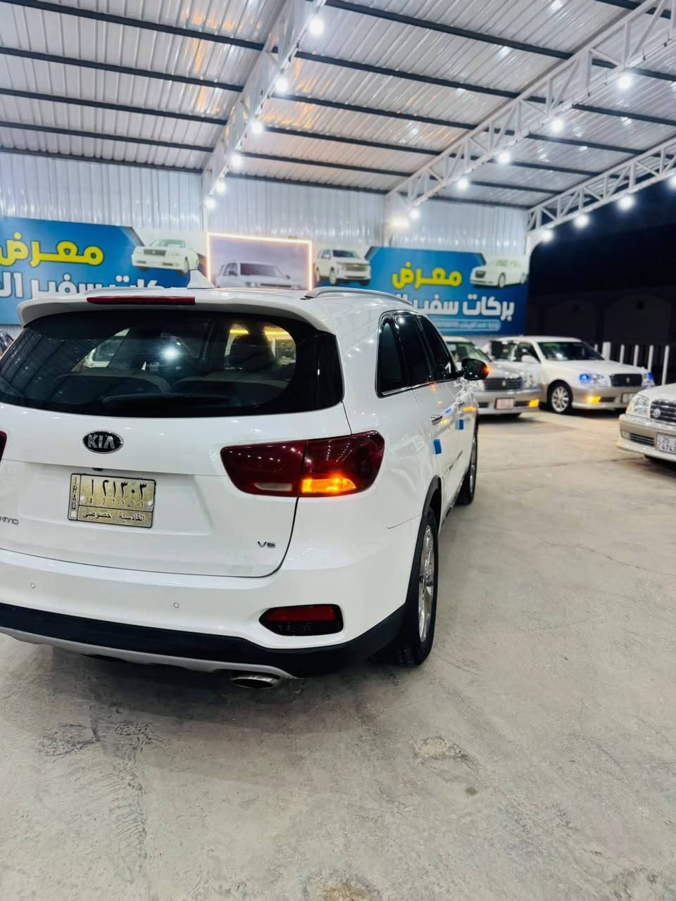 يا الله سلام عليكم متوفر سورنتو موديل 2019 رقم قادسيه بسمي شخصيا السيار جديد بمعنى الكلمه وبل عافيه على ياخذها تخم تاير جديد حداديه جديد مكفوله كفاله عامه ما عدى بيه بارد بصيط بل جاملغ عكس السايق وبيه شخط هم بل باب عكس سايق بس ما كايم الصبغ لستفسار عبر الرقم ***********
