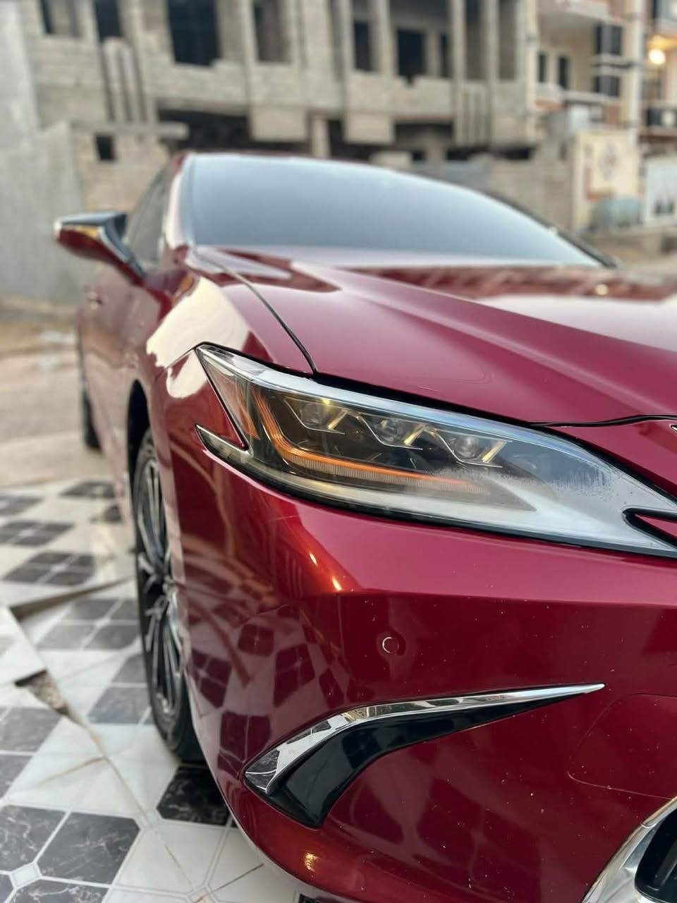 السلام عليكم لكزز ES 350   بانزين 6 سلندر بدون صبغ السياره كلين رقم دهوك شرط التحويل
السعر 248$ 
مكن السيارة ناحية الزاب 
***********
