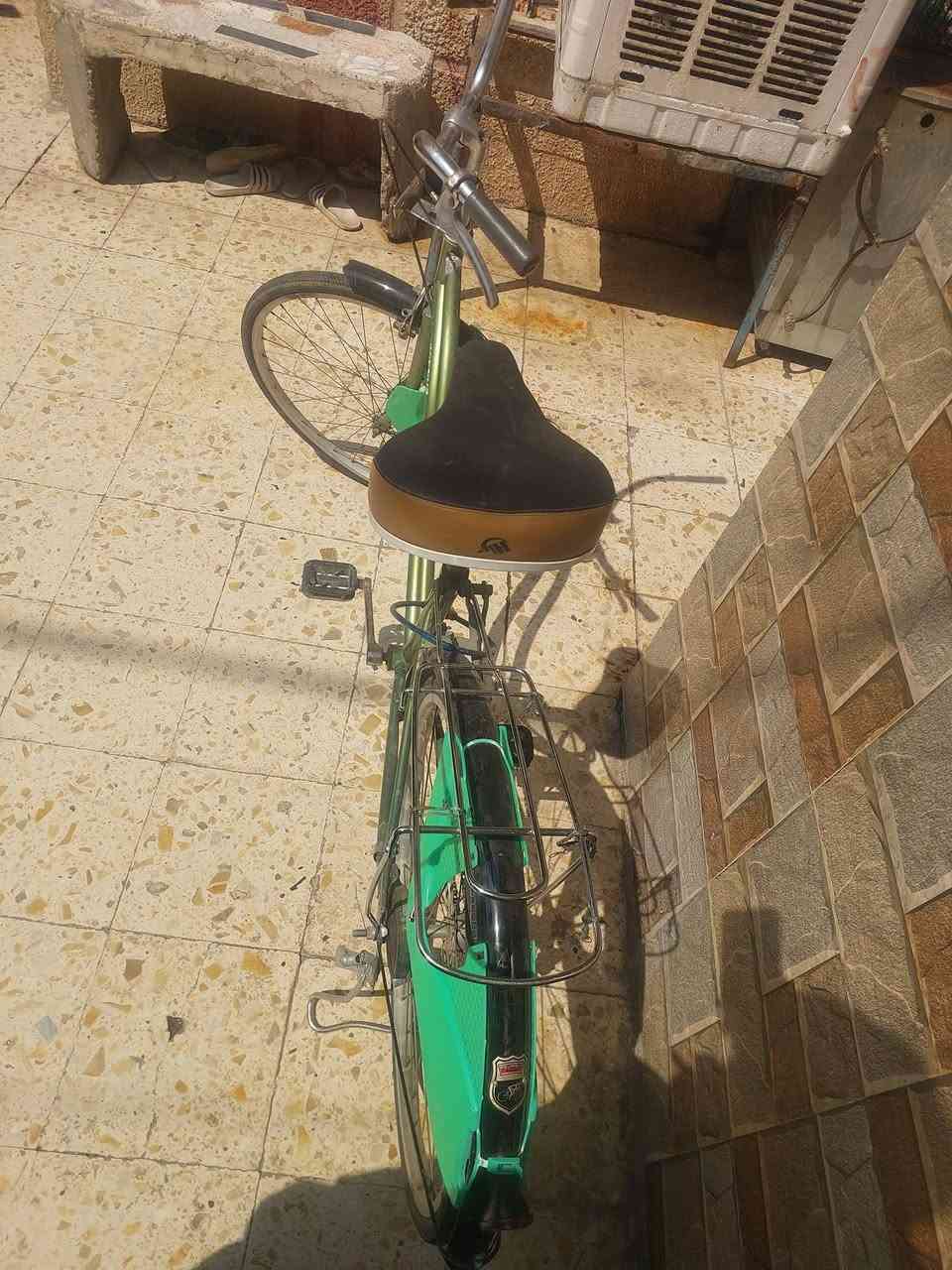هاي الدرجة الهوائية للبيع، كلشي ما بي بس التاير الخلفي مبنجر، السعر (90الف) مكاني الشعلة للتواصل على الرقم ***********
