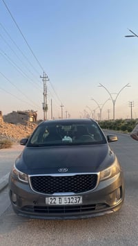 سيدونا 2017  مواصفات Lx معروفه 7 راكب  حادثها مرفق بالصور   وارد امريك...