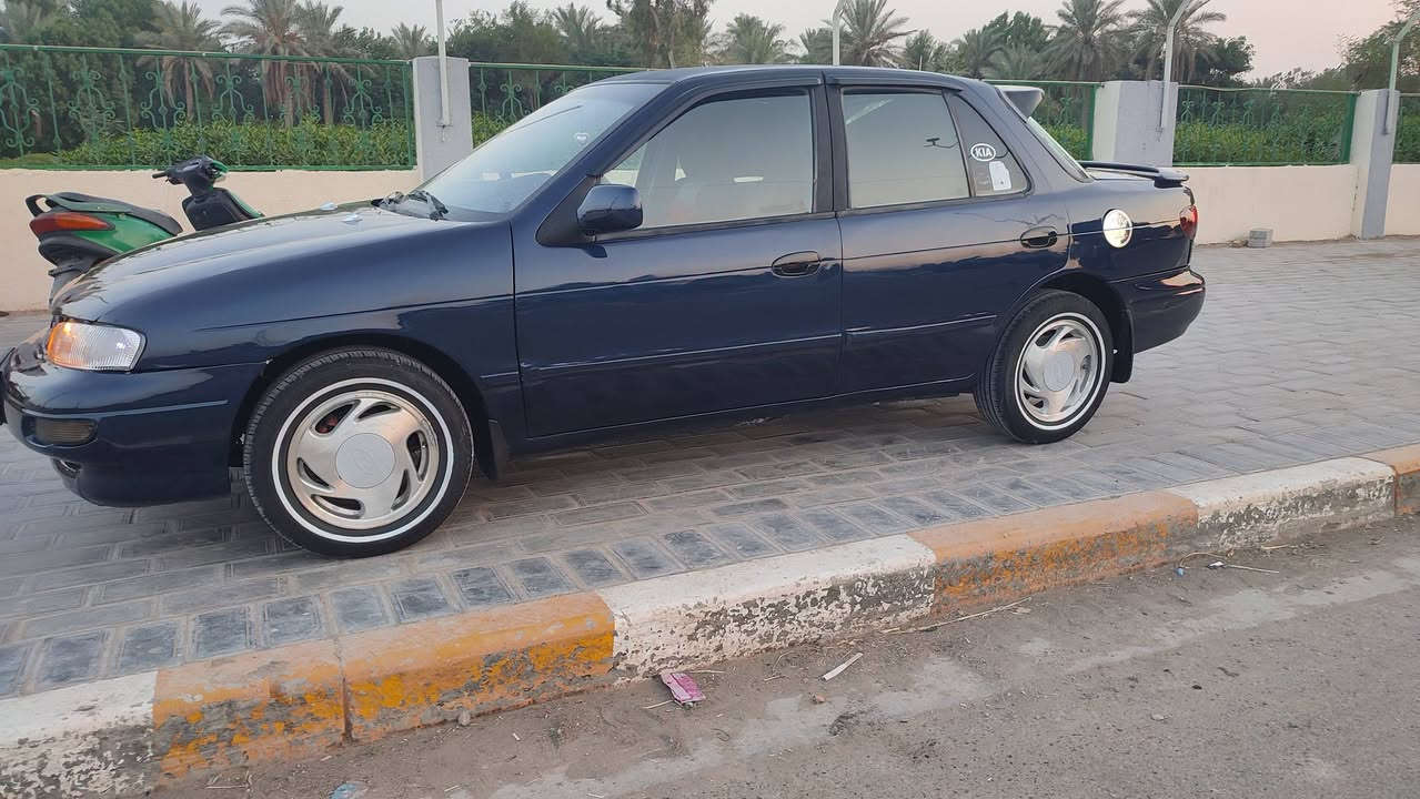 كيا سيفيا البيع موديل 96رقم بغداد مشروع وطني كير عادي محرك مفتوح مكينه وكير مكفولات تخم تاير حداديه امامي و خلفي جديد كهربائيات كل شغاله سياره أحله من صوره 
دواخل نضيفه مدوشمه كشنات دشبول نضيف بطاين نضيفه ارضيه جلد جام شغال
اليتات جديد اليت. قوي
تبريد كله كامل بس ماعرف شبي 
السعر 34بيه مجال ***********

