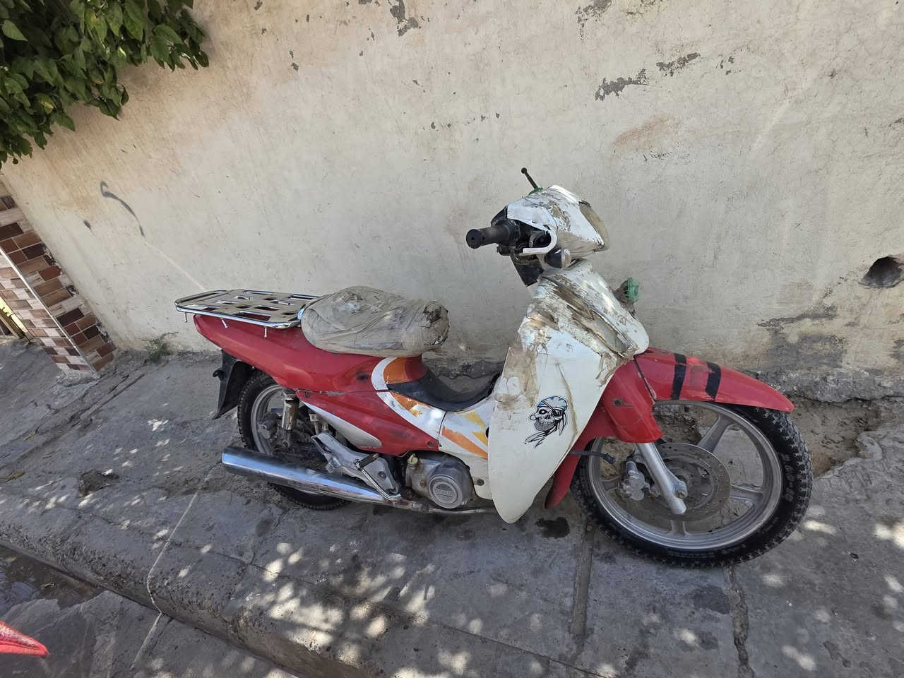سرفيز طافي  للبيع السعر ٣٥٠ 
***********
