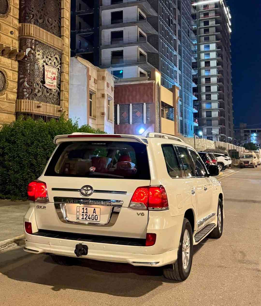 لاندكروز • ٢٠٠٩ • رقم بغداد