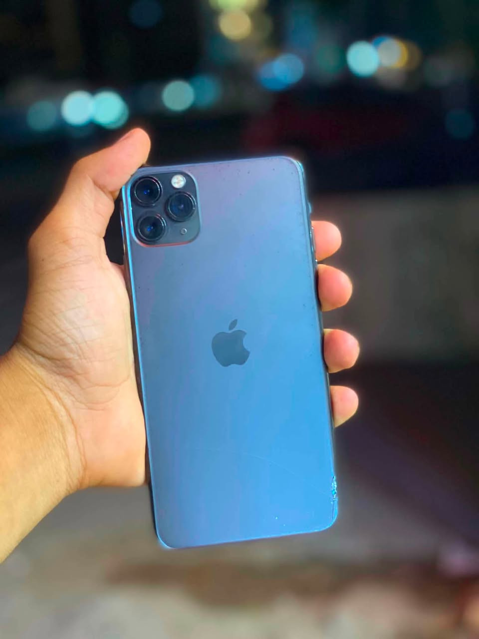 آيفون 11 برو ماكس
💾 الذاكرة: 64GB

🔋 البطارية:77 % (بلادي )

مواصفات الجهاز:

✅ تك سيم شغال طبيعي

✅ صوت شغال وواضح

✅ هزازات شغالات طبيعي

✅ فيس آيدي شغال

✅ كامرات شغالات وتصويرهم حيل حلو

⚠️ 

📱 شاشة مبدل فقط 

💰 السعر:240 ألف قفلة

📍 الموقع: موصل – أيسر

📩 التواصل: خاص أو اتصال مباشر

*********** 

‎🚫 توصيل ما عندي

🔴 بيع ويرهم مرواس ب ١٣ عادي أو 12 برو ماكس
