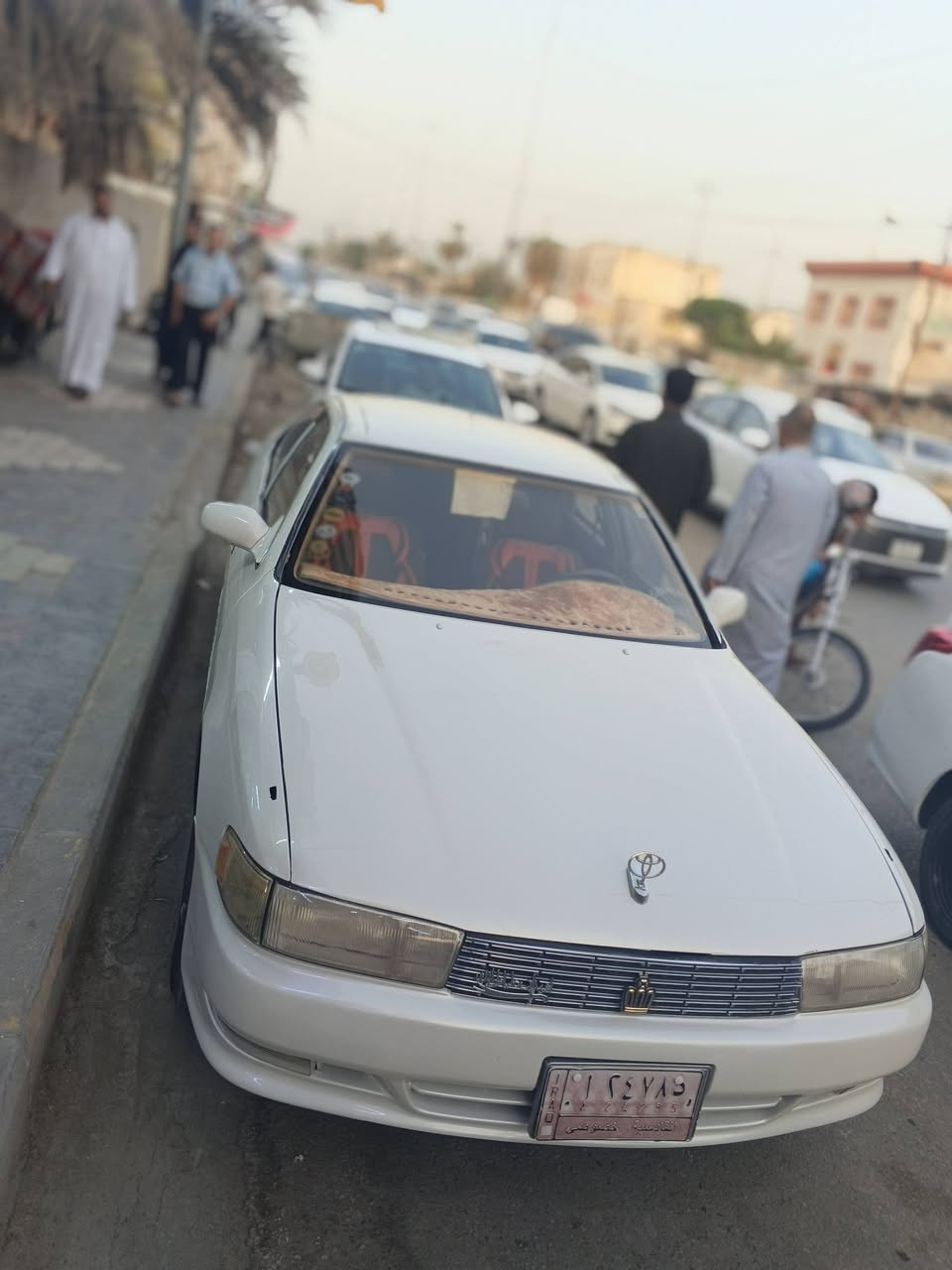 كرسته للبيع جاهزه تبريد ثلج مكينه  وكير حداديه نص ونص مكينه ونجي ناعم سياره جاهزه مجهزه رقمه قادسيه سنويه لل27 سعره 44 ويه مجال قليل ***********
