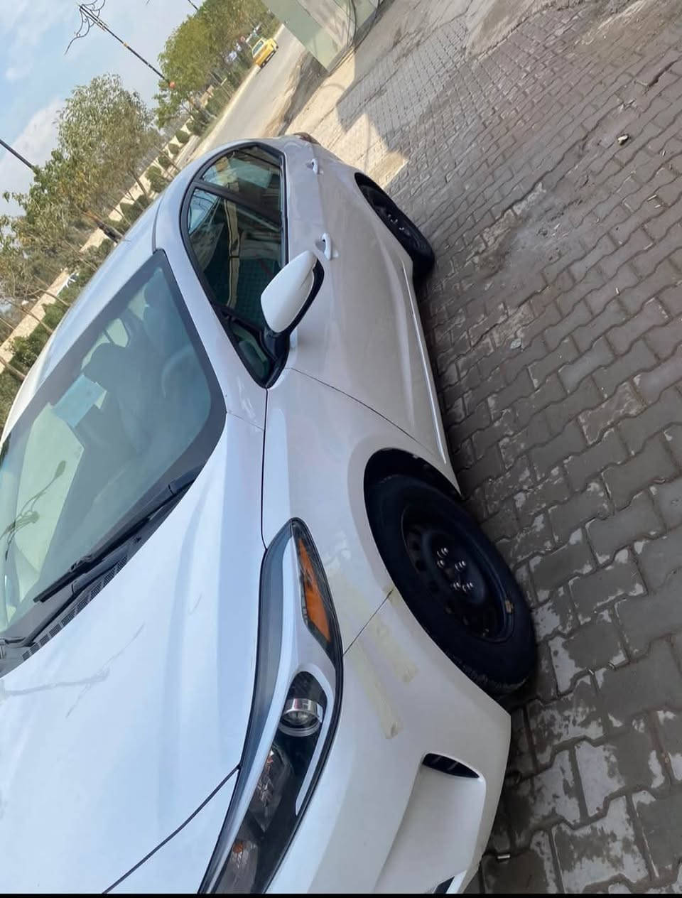 سلام عليكم
كيا فورتي ٢٠١٧ 
رقم بغداد 
ضرر سياره فقط بنيد مبدل بلاي 
وبارد باب سايق شي قليل 
وواضح بصور بدون دواخل 
بدون ايرباك 
كفاله 
ماشيه ٩٥ 
مكان سياره ديالى بعقوبه 
***********

نص مكتوب في الصور:
- AutoAuctionHistory.com
