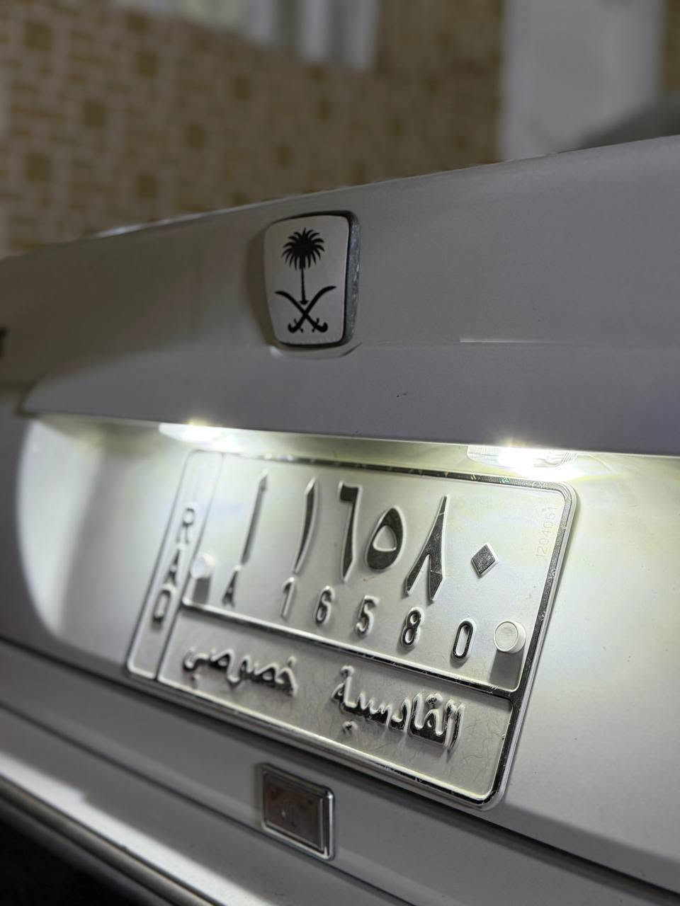السلام عليكم
بيجو بارص 2013 للبيع 
السياره كفاله عامه عدى ملاحظات بسيطه مثل تصليح الجاملغات الخلفيه على كد شبر اثر خياس والقماره من كدام على كد اصبعين فقط اثر خياس لا ضربه ولا دكت جاكوج
السياره نصبته ونضافته احلى من الصور 
منضومة زنون كامل عالي ناصي وكشاف
اشاير بالمري 
تحكم المري كهرباء
كهربائيات السياره على وضع الشركه السياره كله بلاديه من كير ومكينه وضفيره وحداديه مامفتوح برغي بيه 
لا تنقيص ولا تبخير ماشية 99 الف فقط حقيقي
مدوشمه الارضيه جلد ارضيته البلاديه محد لامسه 
كشنانه ودشبول والجنطه وادوات الاسبير وكباته البلاديه  بحالة الوكاله 
جام 4 كهرباء
عليه سستم سماعات دمام وسيدي شادله صوته ستريو ونقي
راديتر 4 سروات جديده ستوني شاده جوينات جدد يعني حماوه شتا صيف ربع مع التبريد 
سنويته لل2029
راعيه موجود ويداور ثاني يوم 
لا خياس ولا تنكيد 4 بطاين جاملغ جدد 
غرفته السياره نضافته 100% 
داخل المكينه انضف من الصور 

السياره على ايدي ومعتني بيه مال جناي 

السعر 55 ورقه وبيه مجال جدا بسيط حك الجيه
مكاني نجف *********** بيه واتساب
