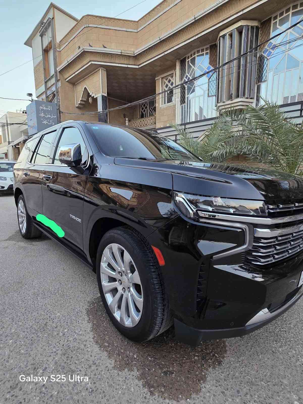 تاهو 2023 بريمير وكالة المنصور
مكفوله كفاله عامه السياره جديدة ونظيفه بيها فقط البارد اسفل الباب الايمن كد شبر ومعدل 

السيارة وكالة المنصور جكات فوول للأخير 

رقم بغداد تحويل مباشر 

مكان السيارة النجف 

السعر : 470 وبيها مجال بسيط للشراي 

ماشية 80 الف / كم 

للأستفسار : ***********

نص مكتوب في الصور:
- Galaxy S25 Ultra
- محتوى تم إنشاؤه باستخدام الذكاء الاصطناعي ✨