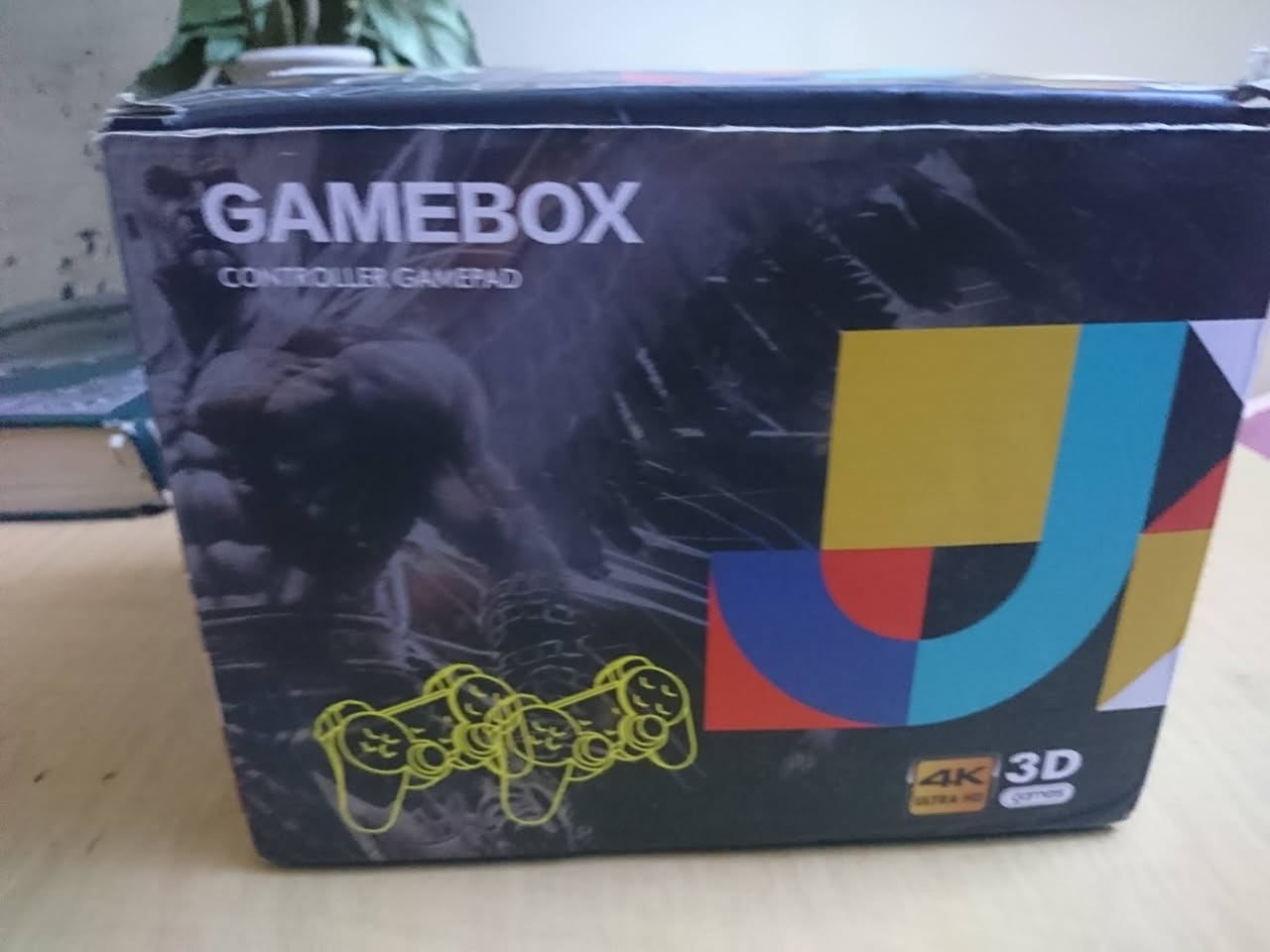 السلام عليكم جهاز GAMEBOXجديد متروس العاب بلي1 وسيكا وتريم كأست وpsp وهواي العاب جوستكات 2 وبي يوتيوب وسوق بلي رقم الموبايل *********** بي 40 الف لعبه
