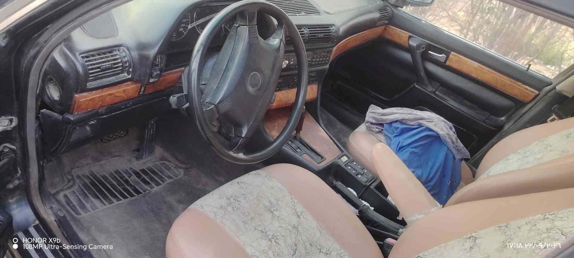 بي ام للبيع موديل 1991  محرك 3000 ففتي  صدر أمامي خلفي جديد الرقم بصره بأسمي تحويل ثاني يوم السعر 30 ورقه وبيها مجال قليل رقم الهاتف. *********** هذا رقم صاحب السياره وأني مكلف بالنشر

نص مكتوب في الصور:
- HONOR X9b
- 108MP Ultra-Sensing Camera
- ١٧:١٧ ٢٢/٠٩/٢٠٢٦
- O HONOR X9b
- HONOR X9b 108MP Ultra-Sensing Camera 17:17 2023/09/24
- ١٧:١٨ ٢٢/٠٩/٢٠٢٦