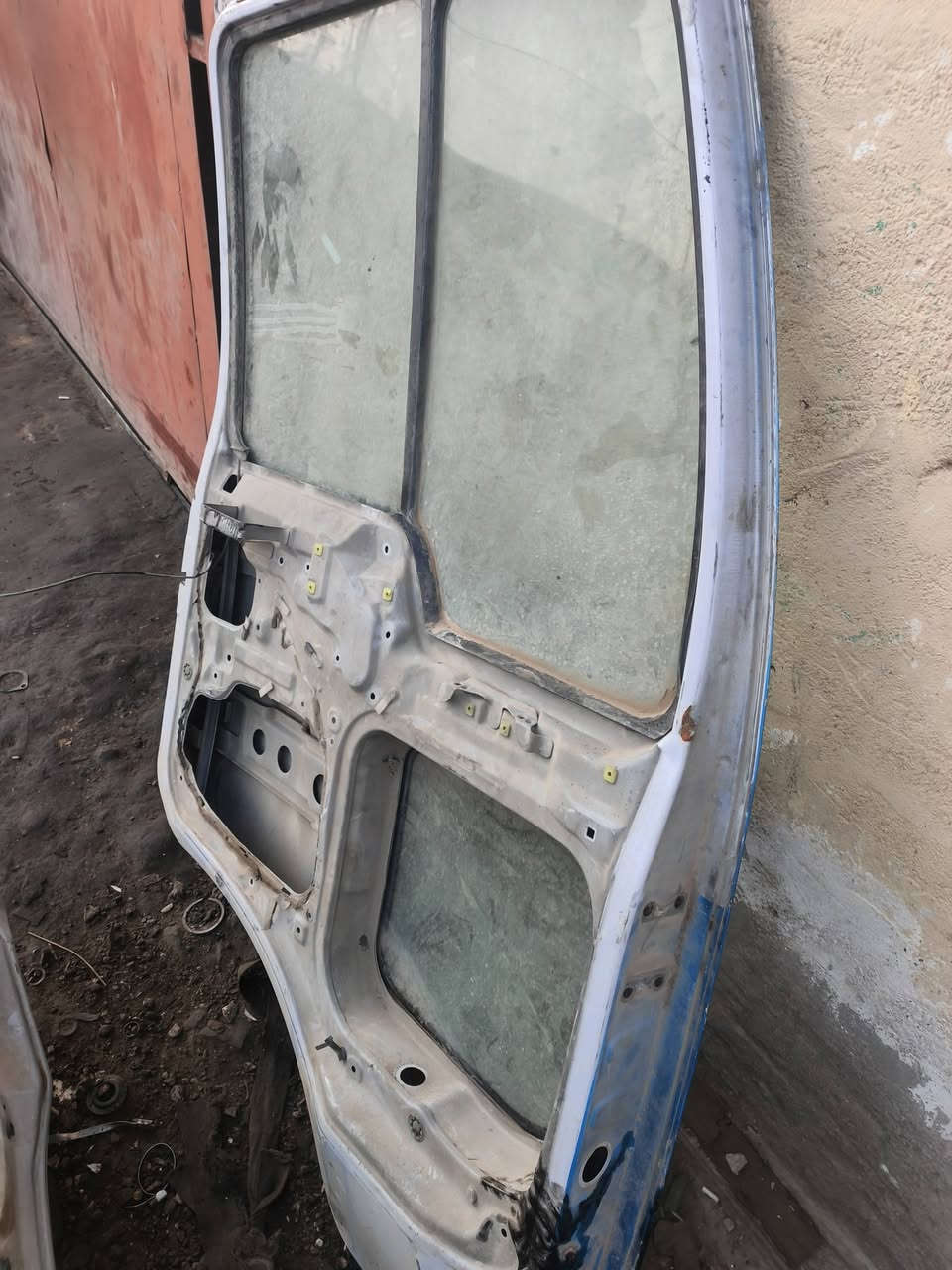 بيبان هينو • قطع غيار