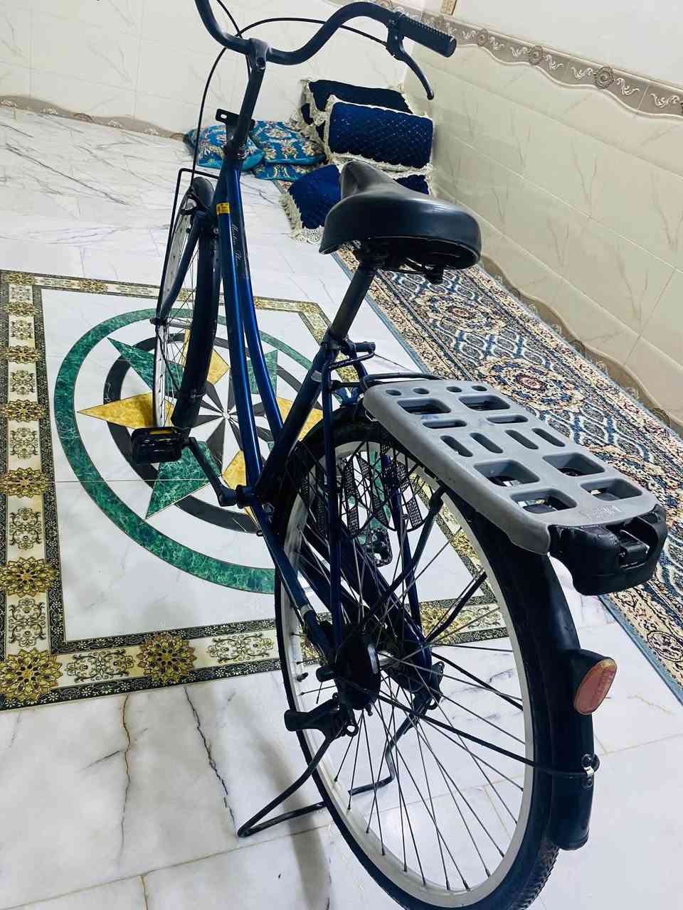 بيسكلات بناتي • حجم ٢٦ • بغداد العبيدي