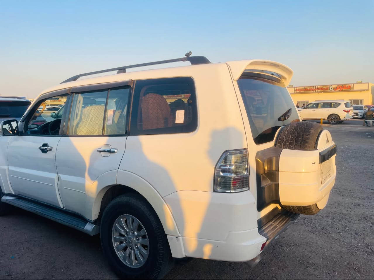 باجيرو ٢٠١٠ محرك ٣٥٠٠
 بسمي تحويل ثاني يوم 
بدون صبغ 
بيها بارد واضح بلصور 
السعر ١١٥ وبيها مجال للشراي 
المكان البصره 
*********** البصرة, العراق
