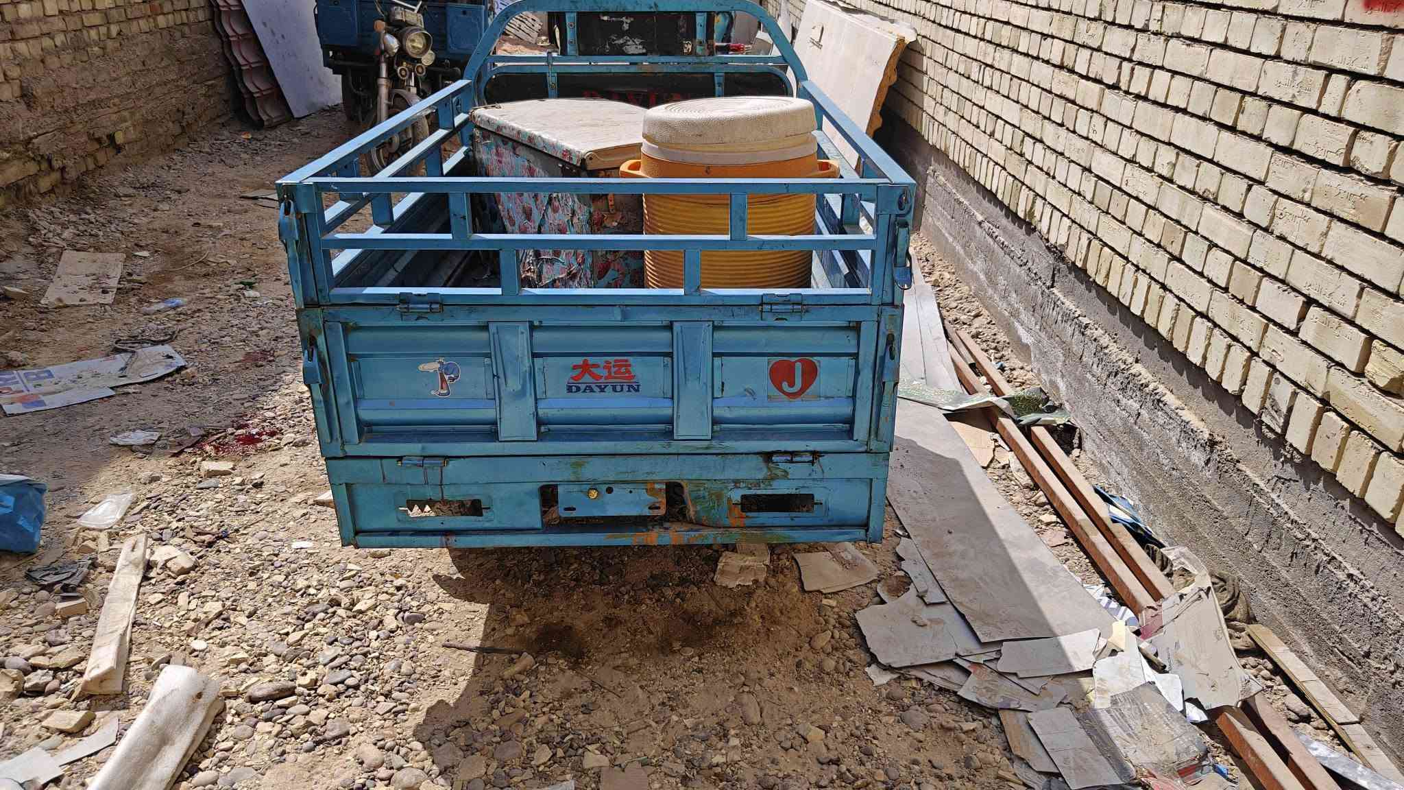 السلام عليكم شباب ستوته شحن للبيع موديل 25 بطاريات 5 جدد الستوته نضيفة كلش فقط عوزها بك لايتات و هورن مكاني مدينة الصدر سعرها مليون و بيها مجال قليل ***********

