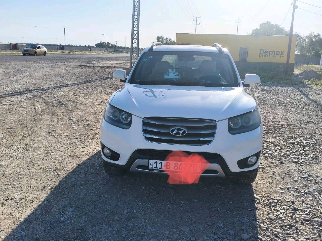 سنتافي خليجية مديل ٢٠١٢ 
سيارة مكفولة من دعامية لدعامية 
مكينه 
٦ سرندر 
ماشيه ١١٨ 
م

كفولة من الصبغ والبارد والشخوط 
تدفئة تبريد 
سبعة راكب 
سبيره مال شرة بعدة 
مكان سيارة ديالى 
السعر ١٦٨ وبيه مجال 
الاتصال على الرقم ***********