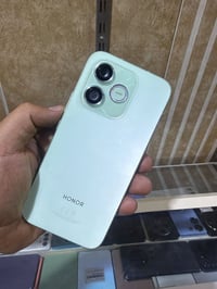 هونر ٦٠٠ لايت • ذاكرة ٢٥٦ • رام ٨+٨
